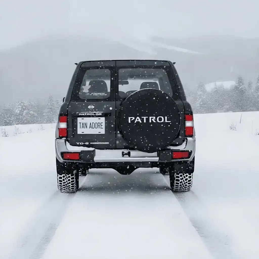 Чехол на запасное колесо с логотипом Nissan Patrol